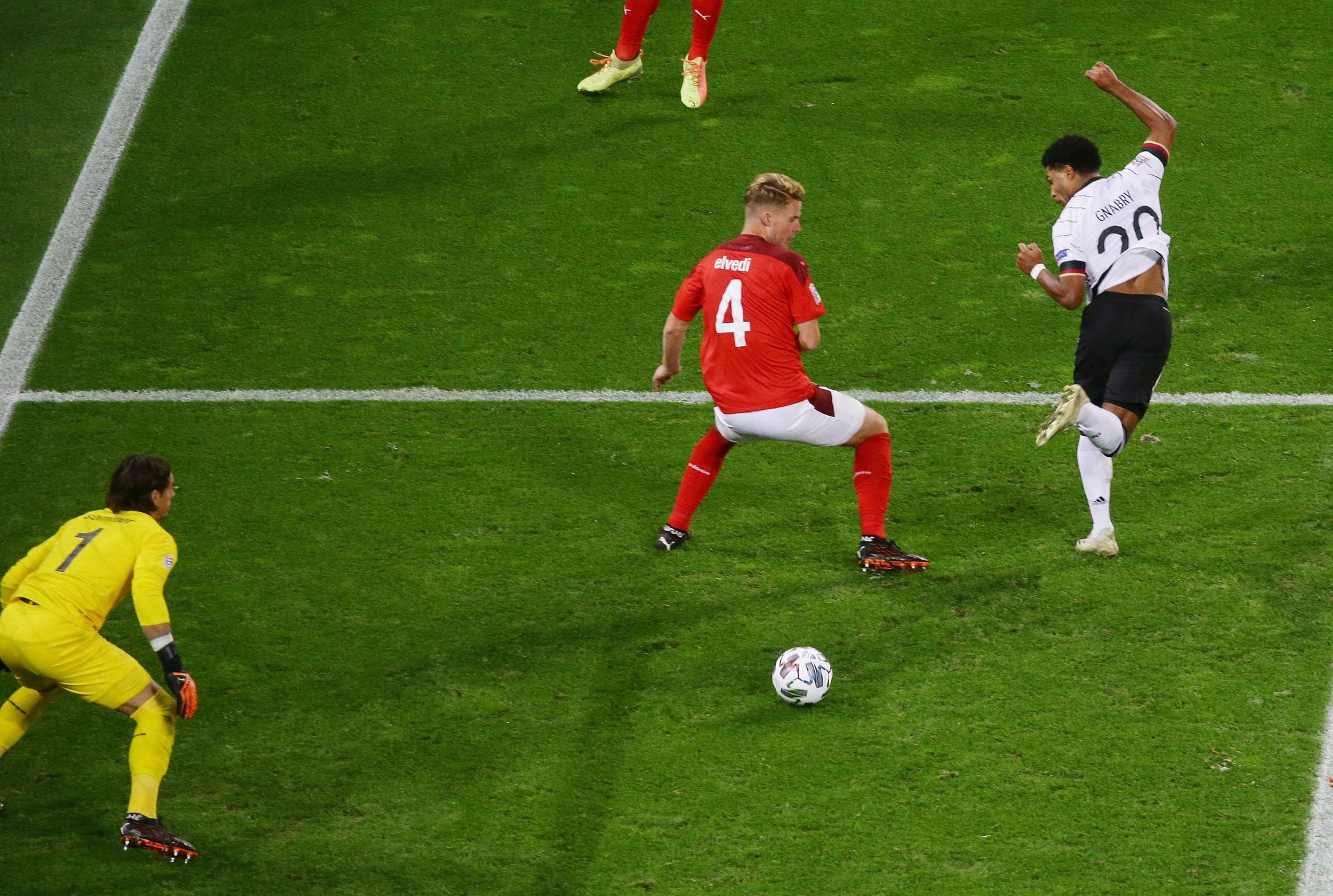 非洲冠军球队登陆亚太赛场:激烈战斗紧张展开的简单介绍