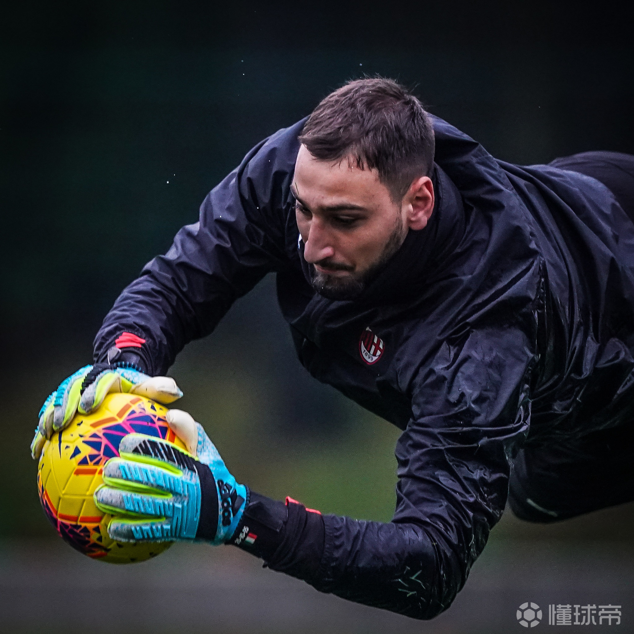 球员受伤退场,团队备战乱了阵脚! 球员受伤退场,团队备战乱了阵脚!