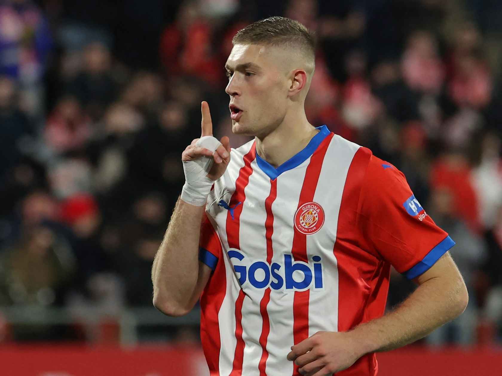 半岛体育教练-包含塞维利亚客场大胜，继续稳固第三位置的词条