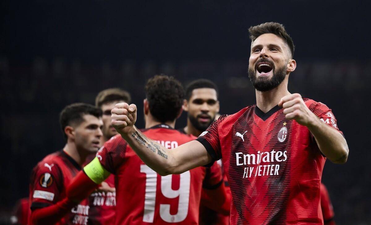 半岛体育官网-AC米兰主场战胜那不勒斯,保持领跑地位的简单介绍