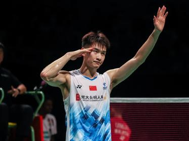 韩国羽毛球选手斩获男单冠军 韩国羽毛球选手斩获男单冠军