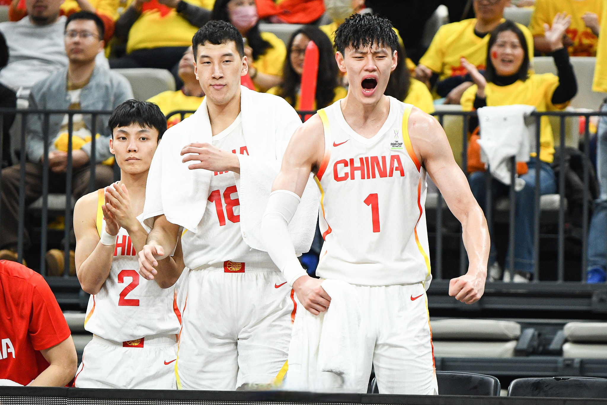 半岛体育平台-包含篮协选拔男篮队员,积极备战国际比赛的词条