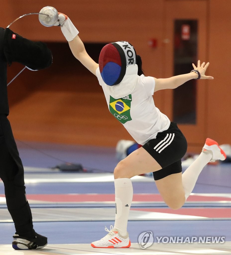 半岛体育app下载地址-韩国运动员在击剑比赛中突破记录