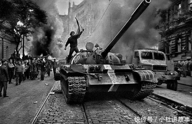 捷克奇迹逆转斯洛伐克,取得关键胜利 捷克奇迹逆转斯洛伐克,取得关键胜利