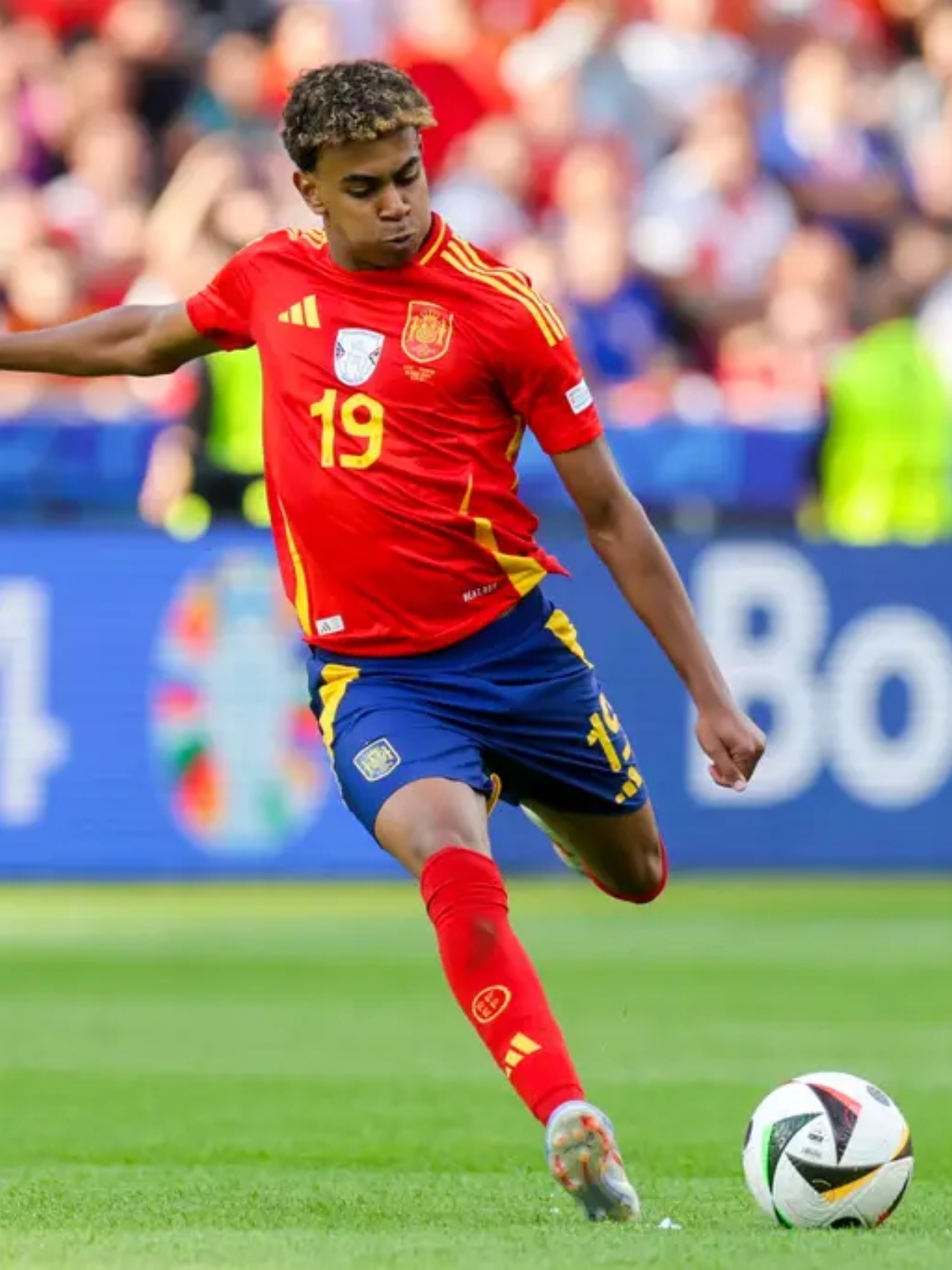 半岛体育官方-宁波摩尔球队打出精彩比赛，取得大胜