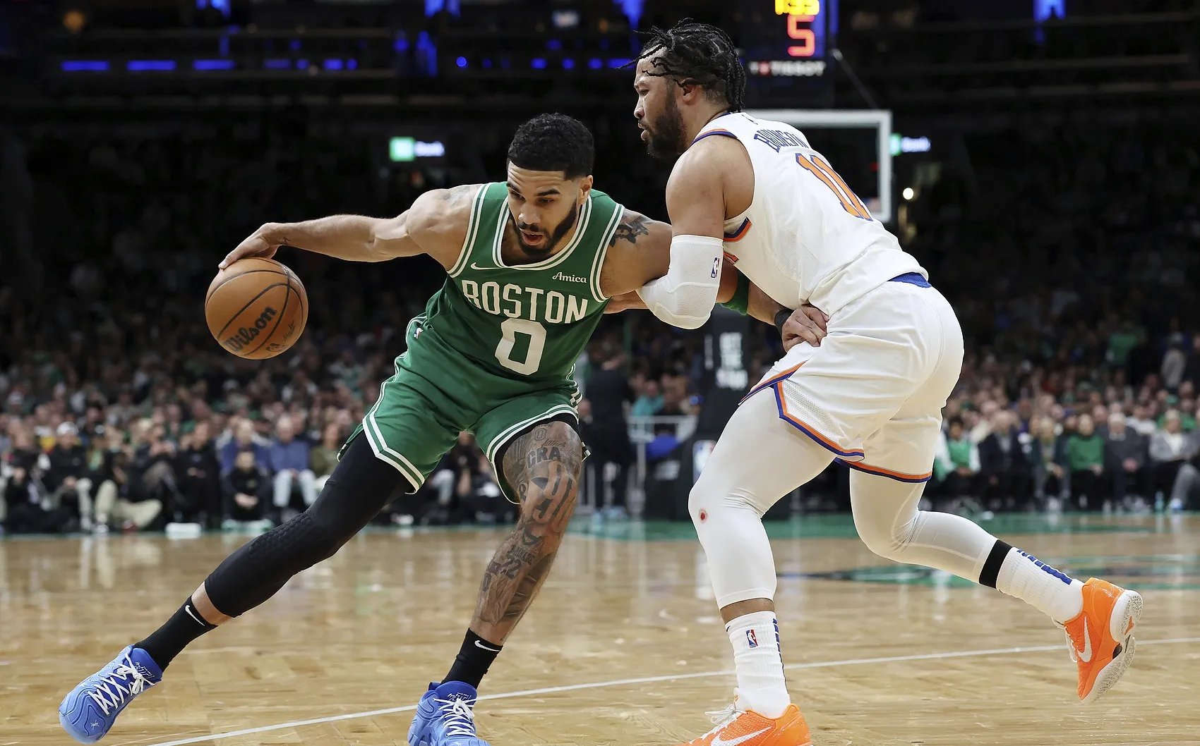 尼克斯力克步行者，兰德尔砍下全场得分王的简单介绍