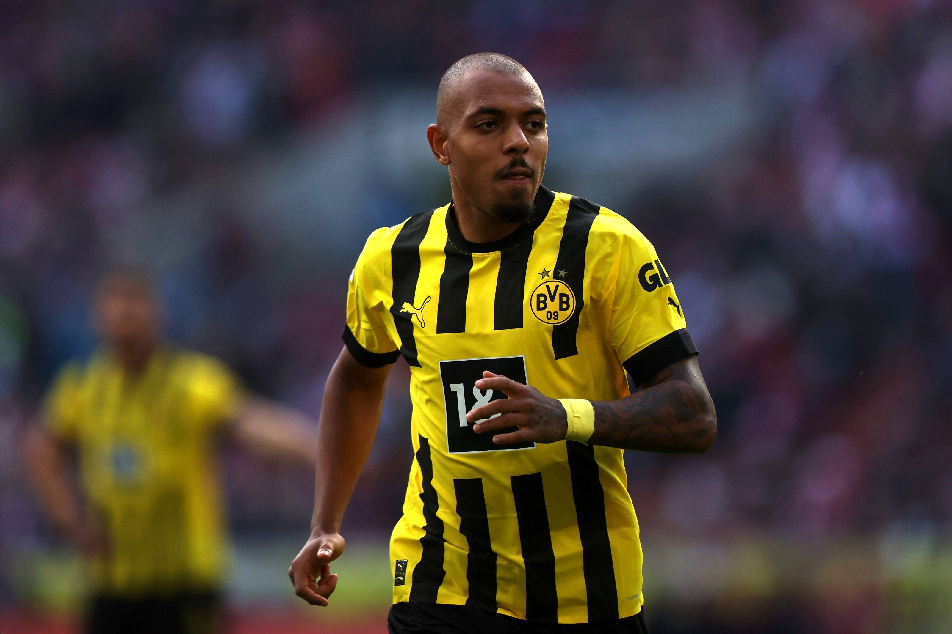 半岛体育新闻-关于沙尔克备战多特蒙德德比，豪取三分的信息